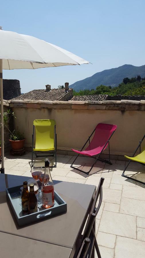 Gites Du Chateau D'Alencon Le Pegue Buitenkant foto